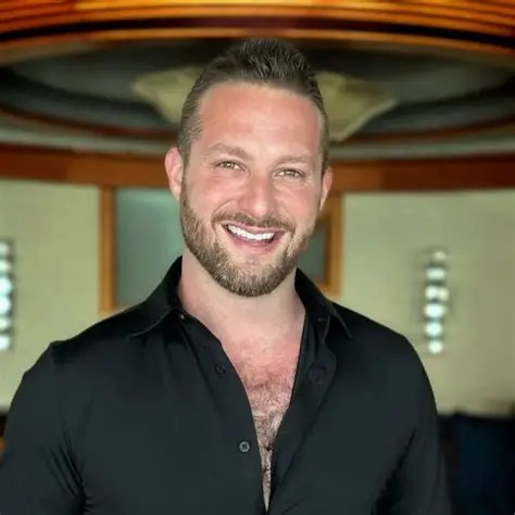 Adam Lyons